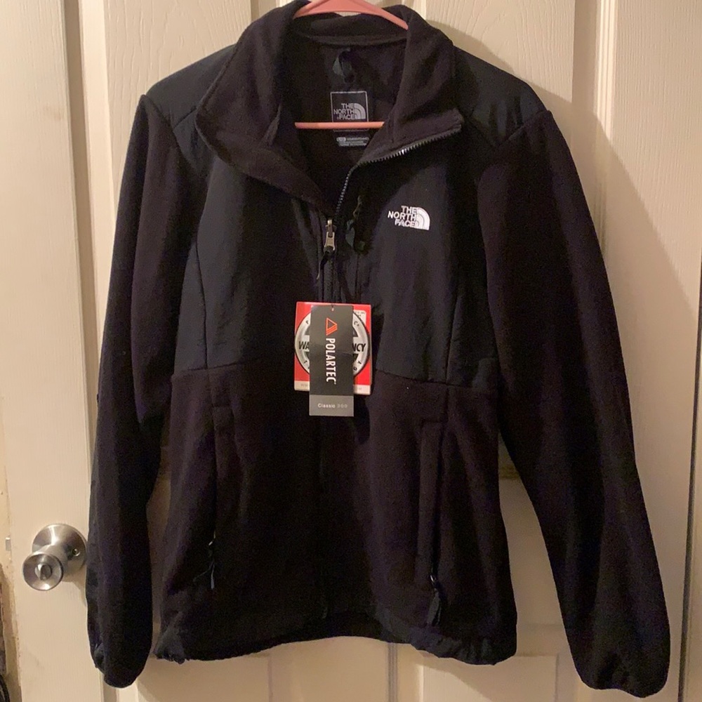 The North Face Denali Jacket NWT!!